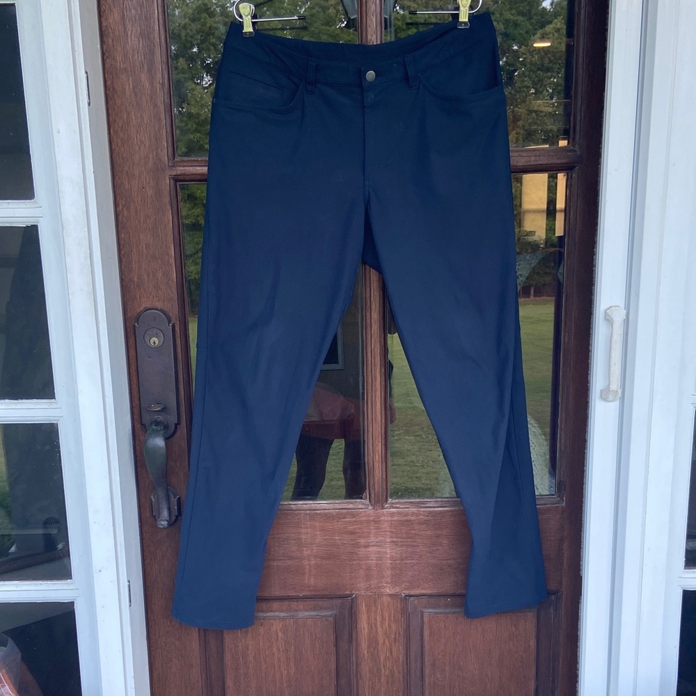 Lululemon ABC Pants. Size 34